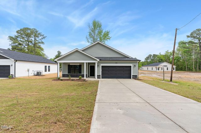 4047 Church Street, Wade, NC 28395