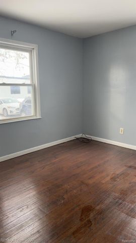 20528 Seminole, Redford Charter Township, MI 48240