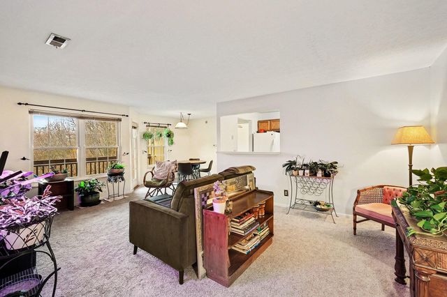 16 Meadow Lane, 7, Highland Heights, KY 41076