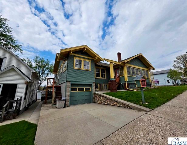 328 Willard Street, Mankato, MN 56001