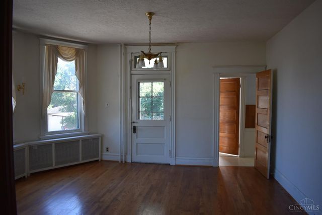 3736 High Point Avenue, Cincinnati, OH 45211