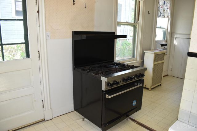 3736 High Point Avenue, Cincinnati, OH 45211