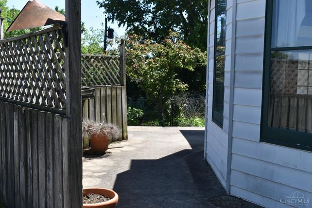 3736 High Point Avenue, Cincinnati, OH 45211