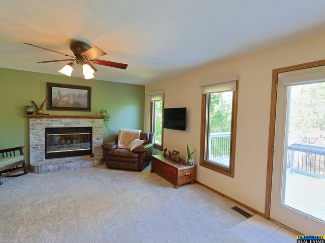 7010 S 30 Place, Lincoln, NE 68516