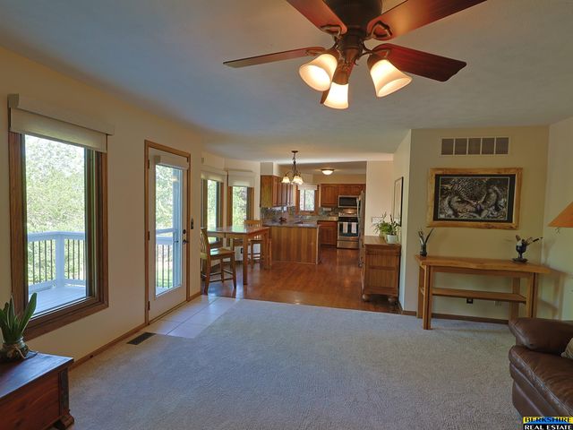 7010 S 30 Place, Lincoln, NE 68516