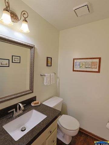 7010 S 30 Place, Lincoln, NE 68516