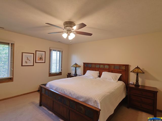 7010 S 30 Place, Lincoln, NE 68516