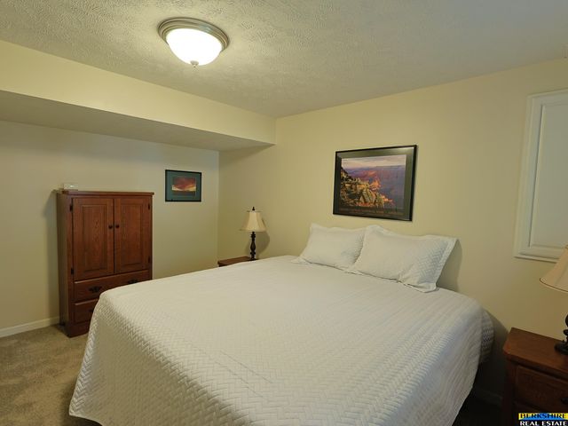 7010 S 30 Place, Lincoln, NE 68516