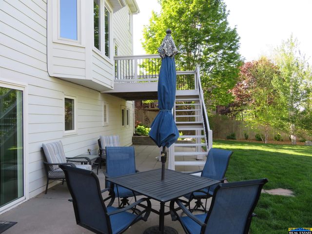 7010 S 30 Place, Lincoln, NE 68516