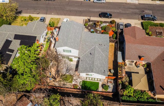 2279 Saint George Dr, Concord, CA 94520