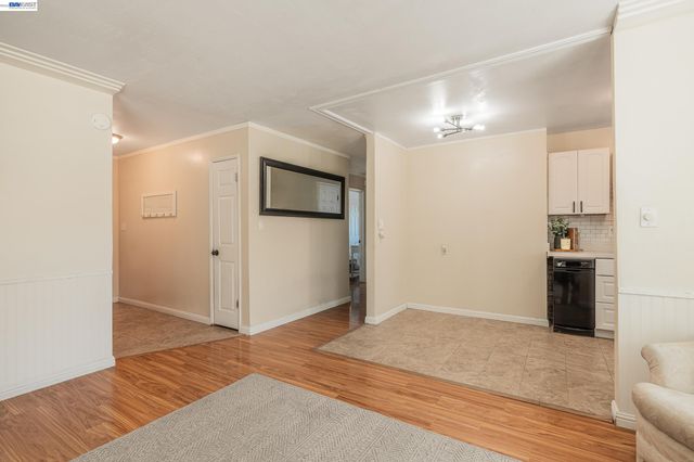 2279 Saint George Dr, Concord, CA 94520