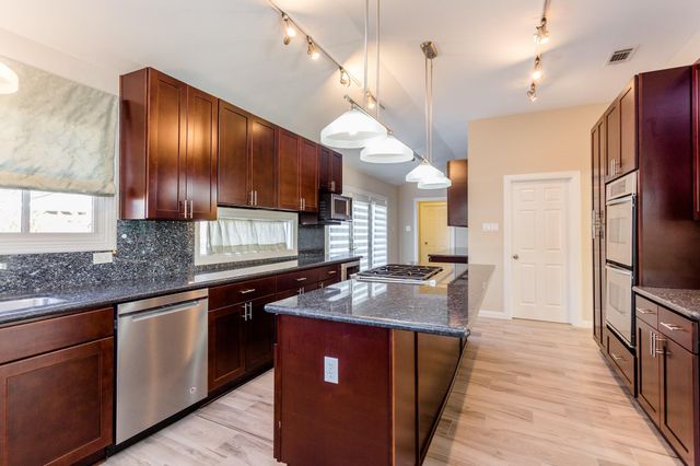 3006 Conway Street, Houston, TX 77025