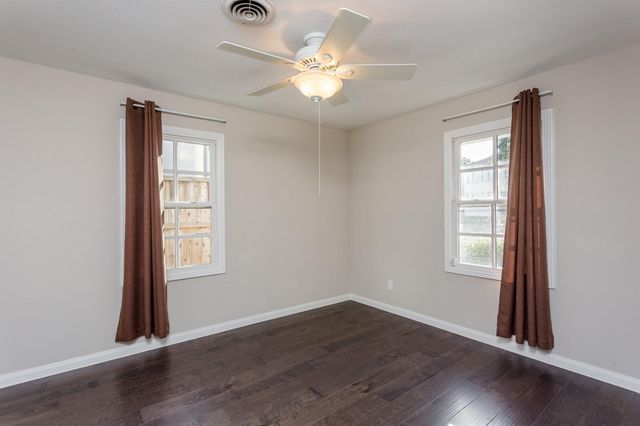3006 Conway Street, Houston, TX 77025