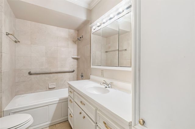 1120 E 26th Street, Houston, TX 77009