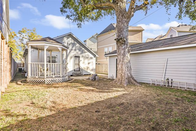 1120 E 26th Street, Houston, TX 77009