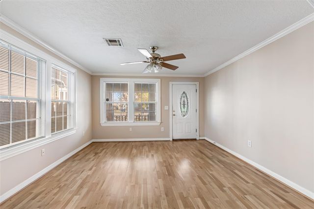 1120 E 26th Street, Houston, TX 77009