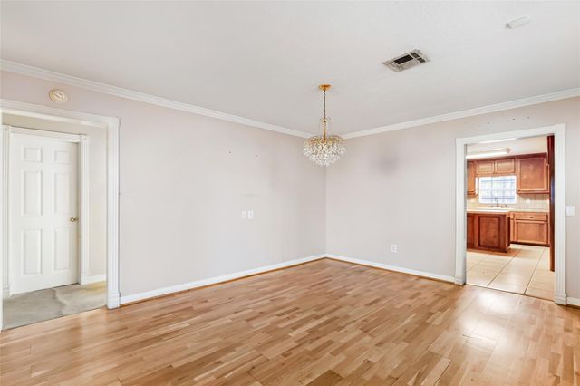 1120 E 26th Street, Houston, TX 77009