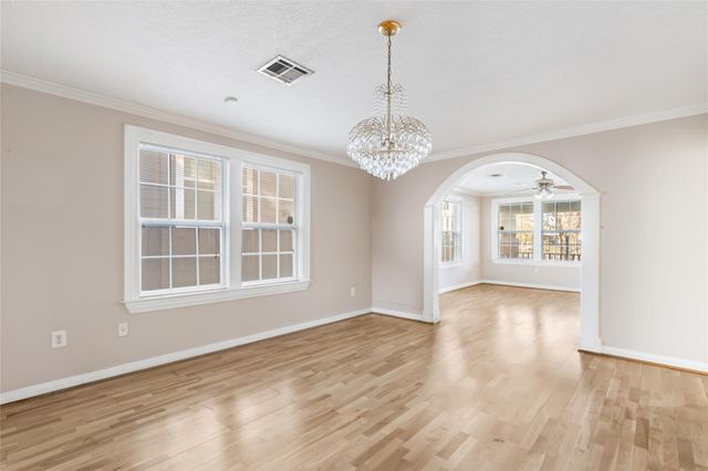 1120 E 26th Street, Houston, TX 77009