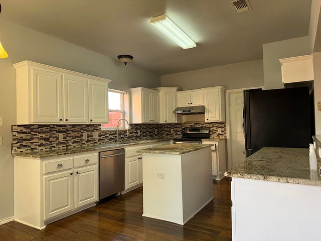 5008 Hanover Street, Lubbock, TX 79416