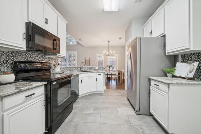 10013 Monastery Drive, Plano, TX 75025