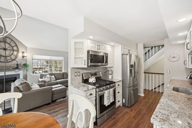 3811 Melville Ct, Mahwah Twp., NJ 07430