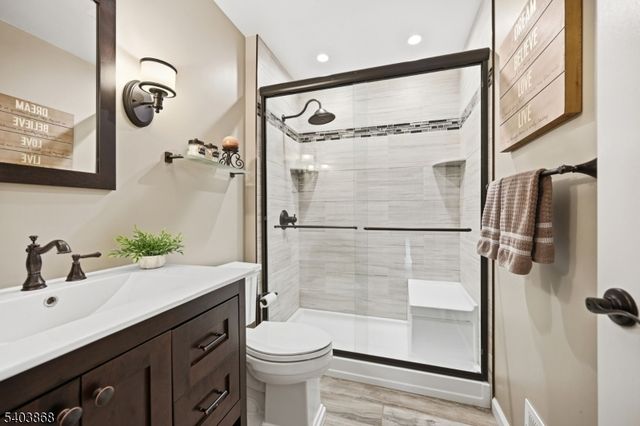 3811 Melville Ct, Mahwah Twp., NJ 07430