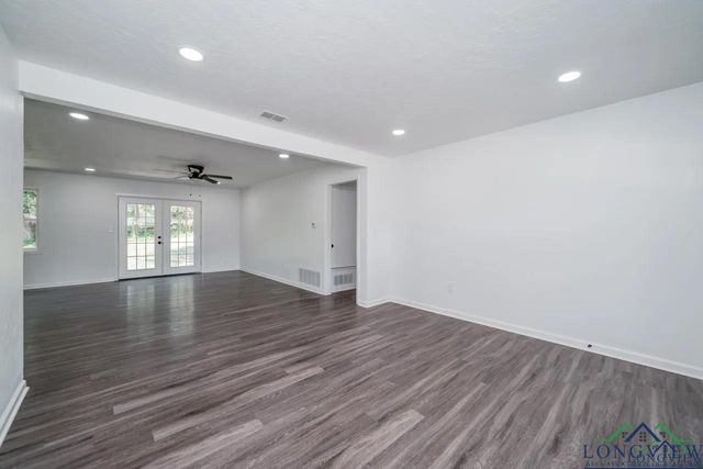 405 Pecan, White Oak, TX 75693