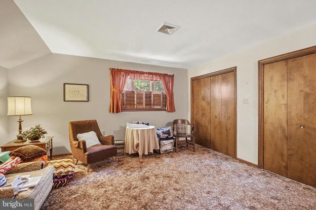 30 POPLAR LN, Elizabethtown, PA 17022