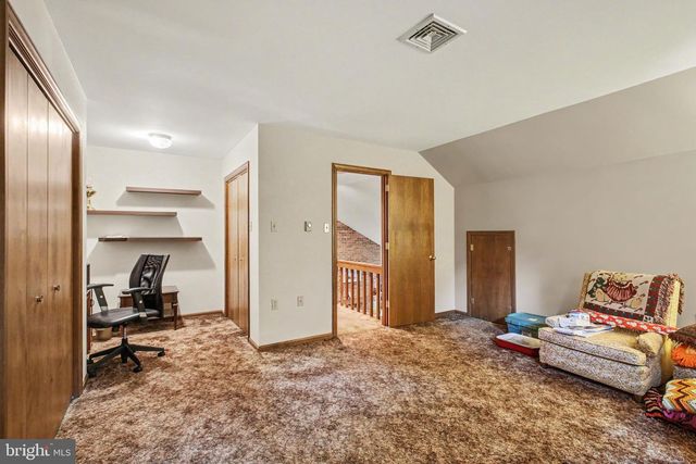 30 POPLAR LN, Elizabethtown, PA 17022
