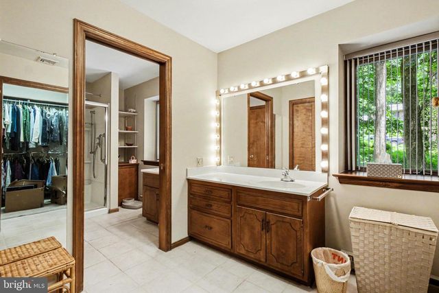 30 POPLAR LN, Elizabethtown, PA 17022