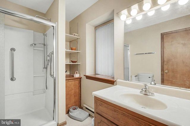 30 POPLAR LN, Elizabethtown, PA 17022