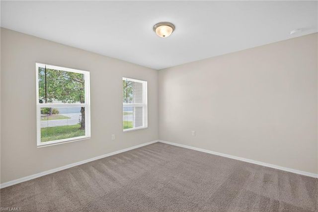 18303 Gibraltar LN, Lehigh Acres, FL 33936