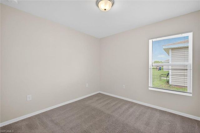 18303 Gibraltar LN, Lehigh Acres, FL 33936