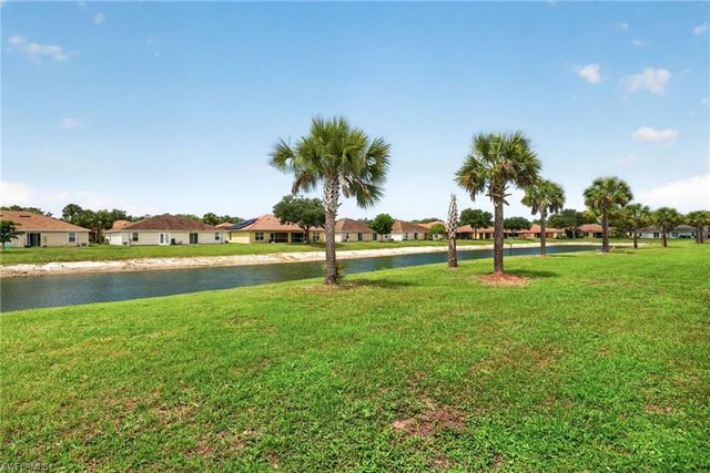 18303 Gibraltar LN, Lehigh Acres, FL 33936