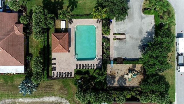 18303 Gibraltar LN, Lehigh Acres, FL 33936
