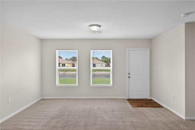 18303 Gibraltar LN, Lehigh Acres, FL 33936