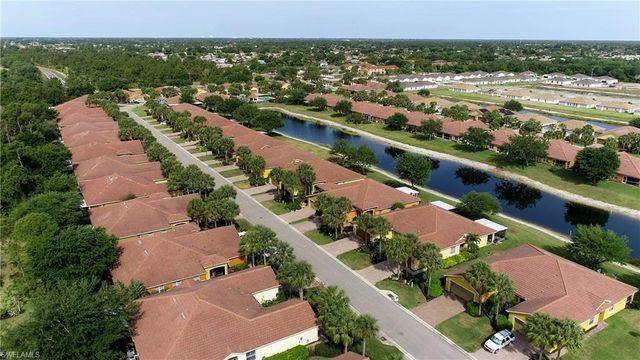 18303 Gibraltar LN, Lehigh Acres, FL 33936