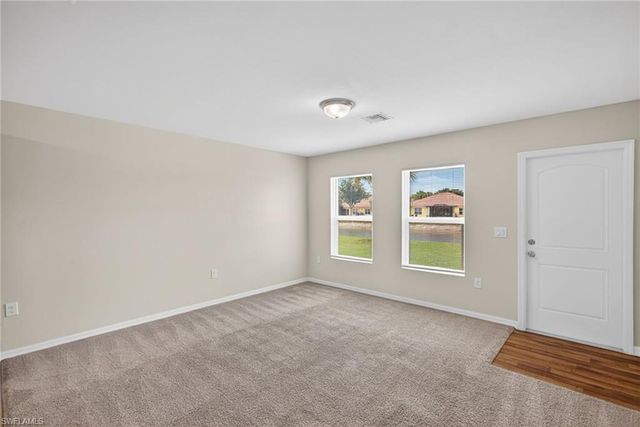 18303 Gibraltar LN, Lehigh Acres, FL 33936