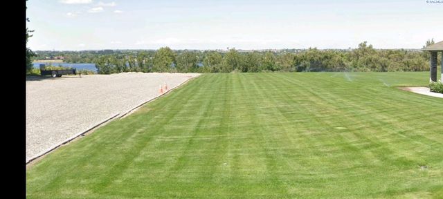 KNA W Yellowstone Ave, Kennewick, WA 99336