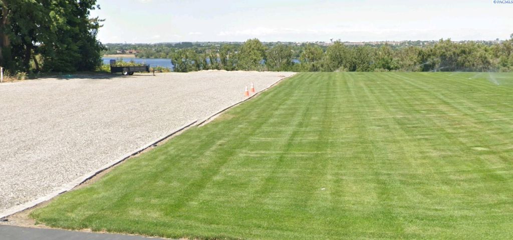 KNA W Yellowstone Ave, Kennewick, WA 99336