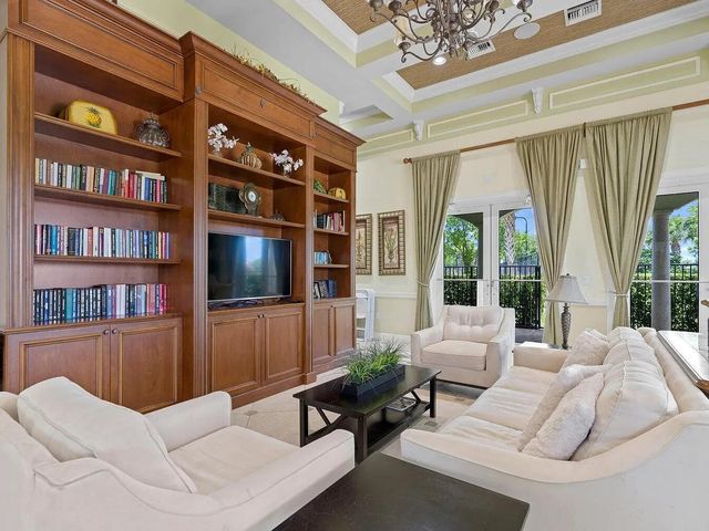 1513 NW Cataluna Circle, Port St. Lucie, Port St Lucie, FL 34986