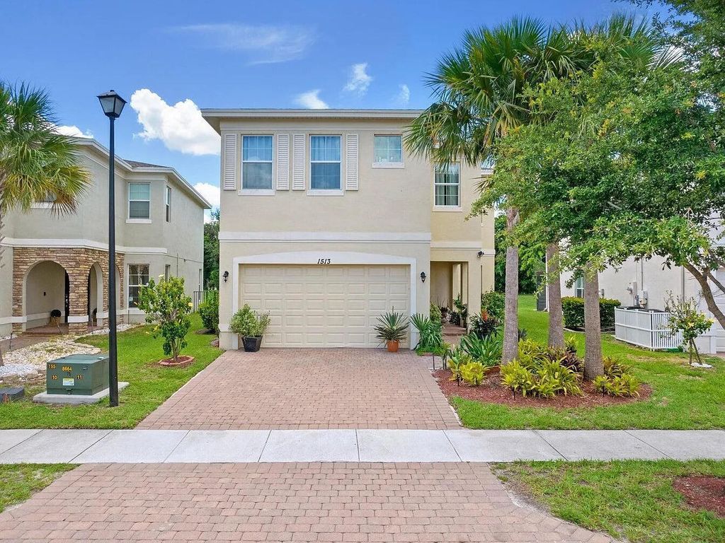 1513 NW Cataluna Circle, Port St. Lucie, Port St Lucie, FL 34986