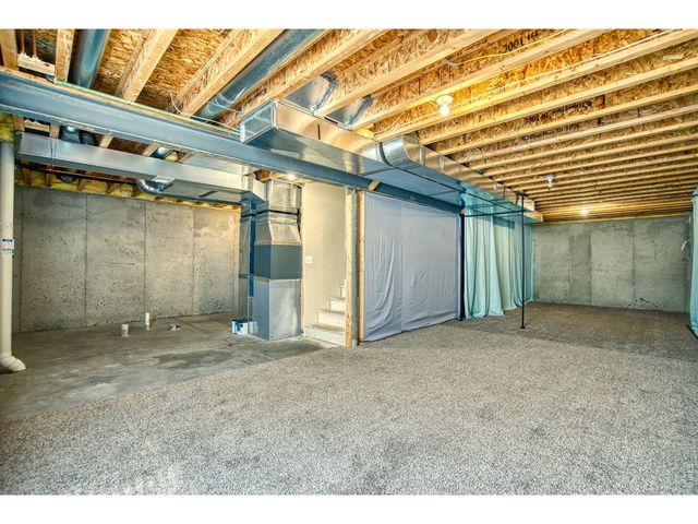 3374 Wild West Ln, Wellington, CO 80549