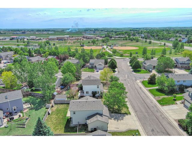 3374 Wild West Ln, Wellington, CO 80549