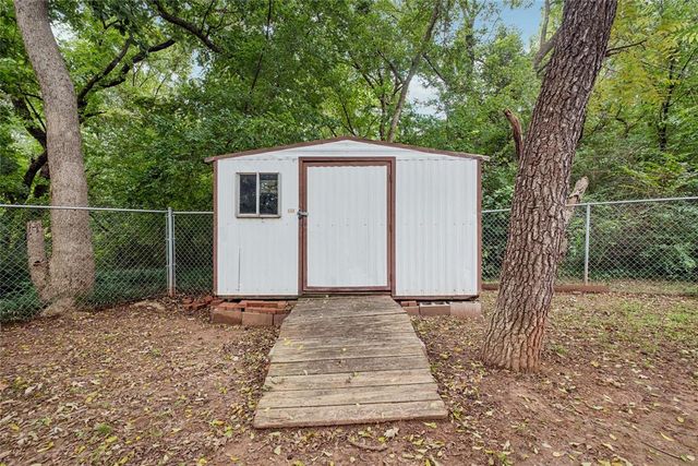 817 NE 61 Street, Oklahoma City, OK 73105