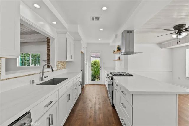 9632 Forbes Avenue, Northridge, CA 91343