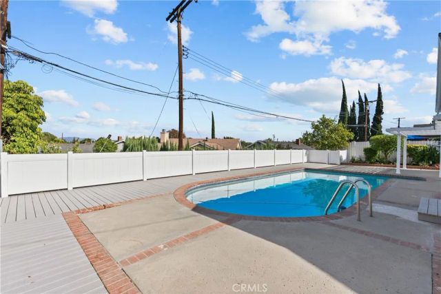 9632 Forbes Avenue, Northridge, CA 91343