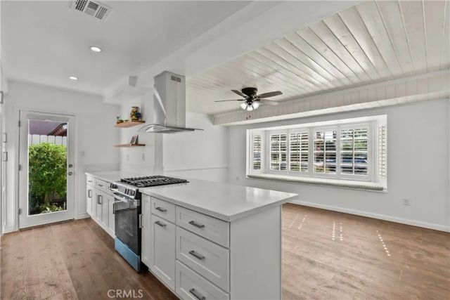 9632 Forbes Avenue, Northridge, CA 91343