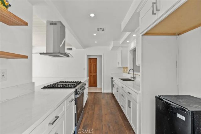 9632 Forbes Avenue, Northridge, CA 91343