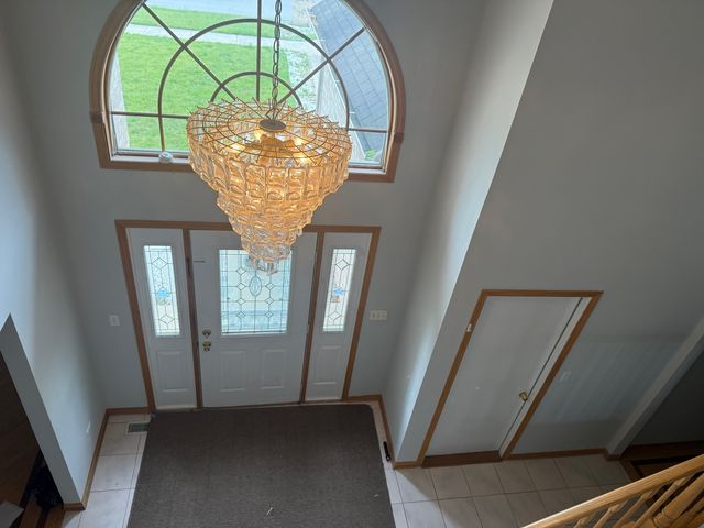 8020 Latrobe Avenue, Burbank, IL 60459